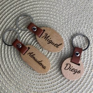 LLAVERO MADERA CON CUERO-REF 7569